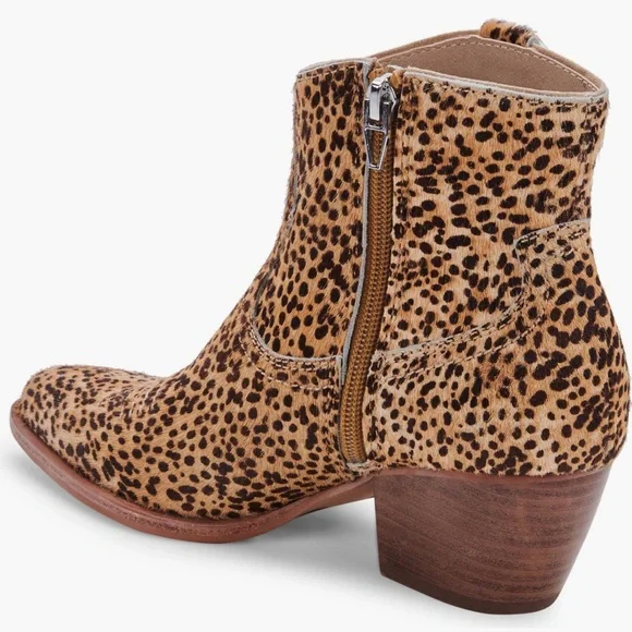 Dolce Vita Booties - Picture 5 of 10